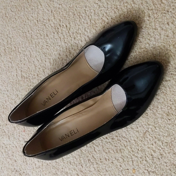 Van Eli Black 2.5" Classic Heel Size 7.5 - Picture 1 of 9